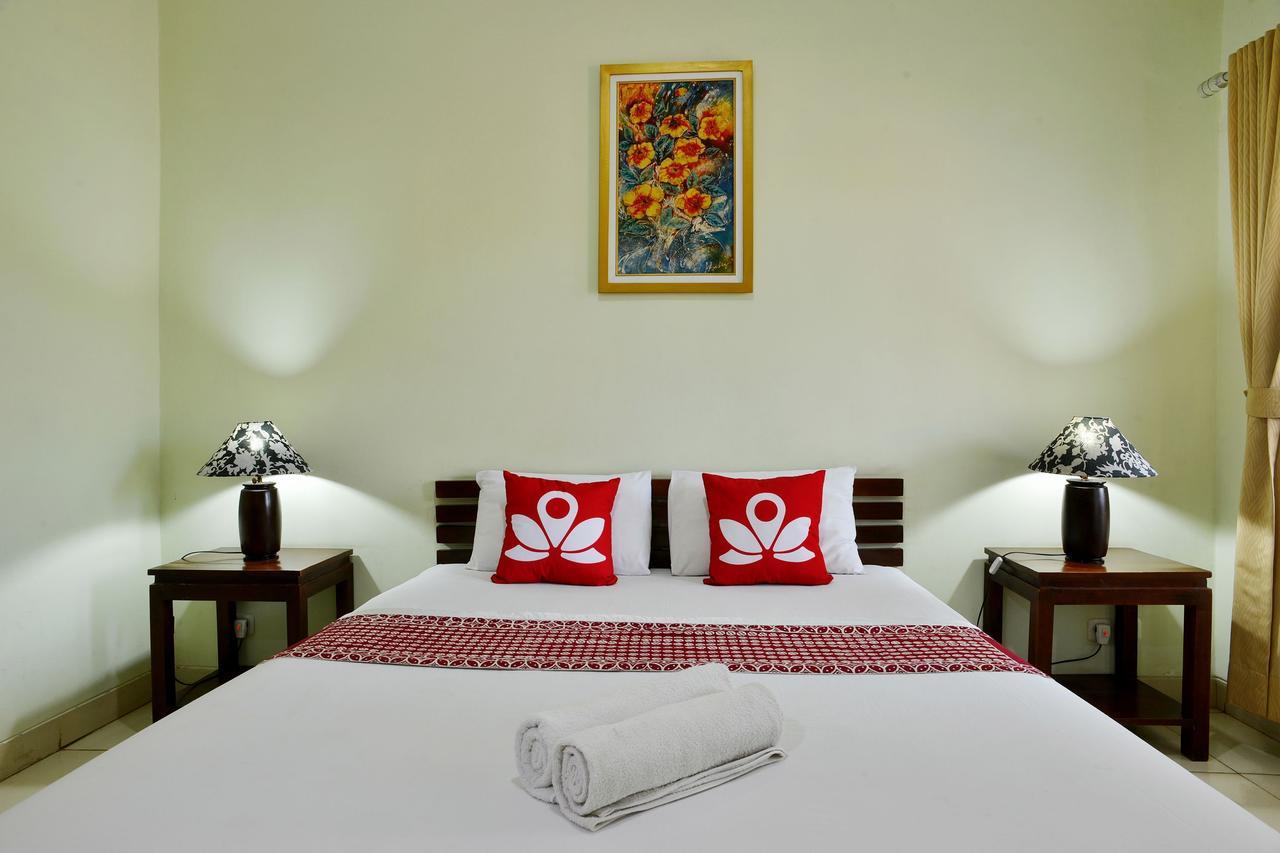 เซน รูมส์ ปาคูอาลามัน Hotel ยอกยาการ์ตา ภายนอก รูปภาพ